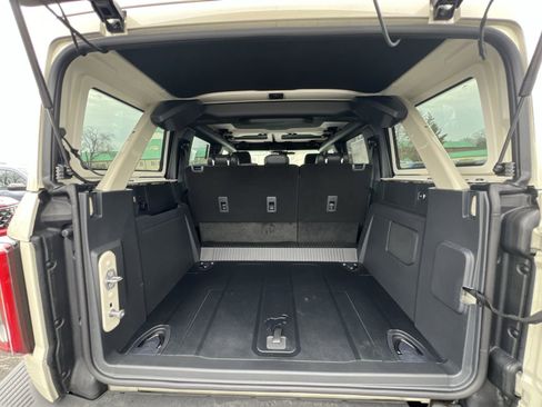 New 2025 Ford Bronco Badlands image 25