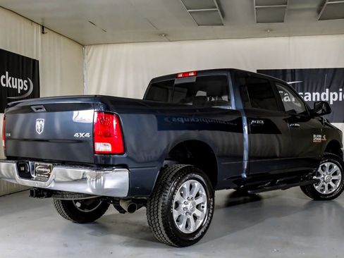 Used 2017 RAM 2500 SLT AWD/4WD image 8