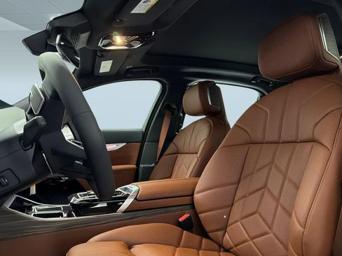 New 2026 BMW i7 xDrive60 image 20