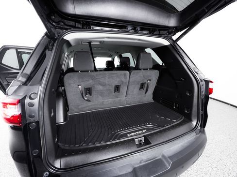 Used 2018 Chevrolet Traverse LT FWD image 14