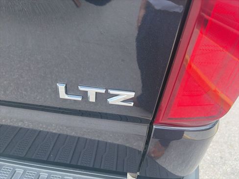 Used 2024 Chevrolet Silverado 1500 LTZ w/ Technology Package image 7