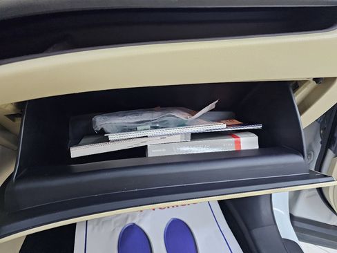 Used 2018 Toyota Highlander XLE image 40