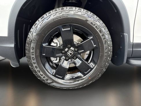 Used 2026 Honda Ridgeline Black Edition image 10