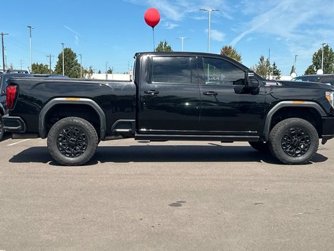 Used 2022 GMC Sierra 3500 AT4 w/ AT4 Preferred Package AWD/4WD image 3