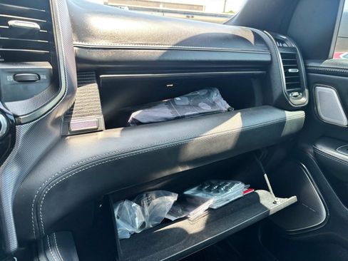 Used 2021 RAM 1500 Limited AWD/4WD image 33