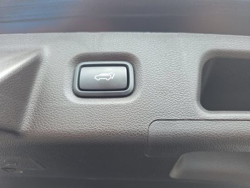 Used 2020 Hyundai Santa Fe SEL w/ Convenience Package FWD image 32