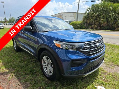 Used 2022 Ford Explorer XLT RWD image 3