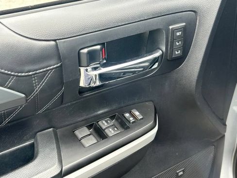 Used 2019 Toyota Tundra Platinum AWD/4WD image 21