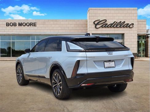 New 2025 Cadillac Lyriq Sport image 5