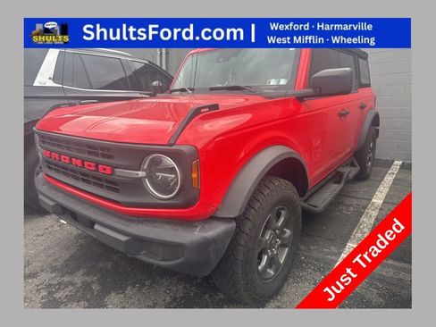 Used 2023 Ford Bronco 4-Door image 1