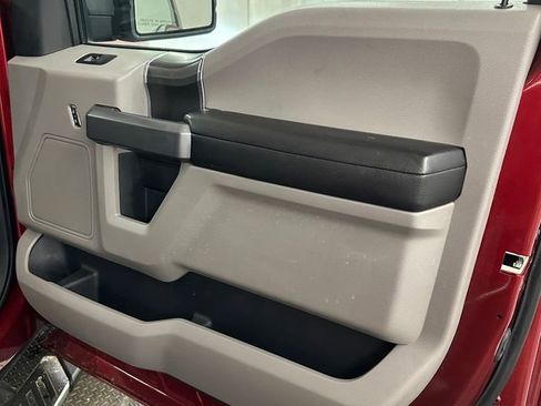 Used 2018 Ford F150 XLT w/ Equipment Group 301A Mid AWD/4WD image 30