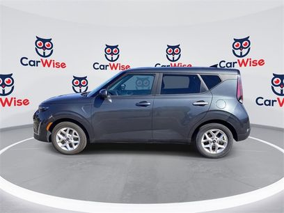 Used 2023 Kia Soul LX w/ Option Group 015