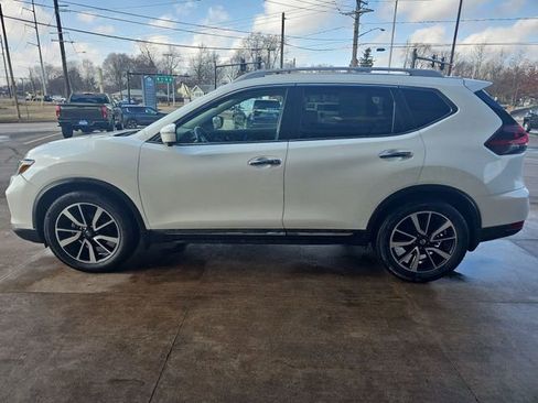 Used 2020 Nissan Rogue SL w/ Premium Package image 6