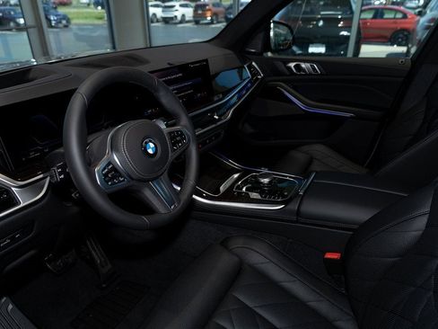 Used 2026 BMW X5 xDrive40i w/ M Sport Package image 15