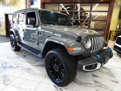Used 2023 Jeep Wrangler Unlimited Sahara w/ Cold Weather Group