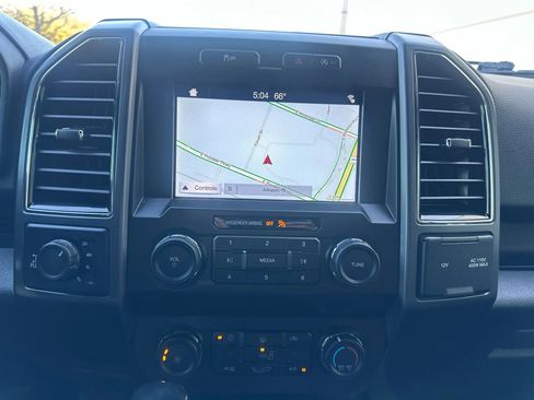 Used 2019 Ford F150 XLT w/ Equipment Group 302A Luxury AWD/4WD image 45
