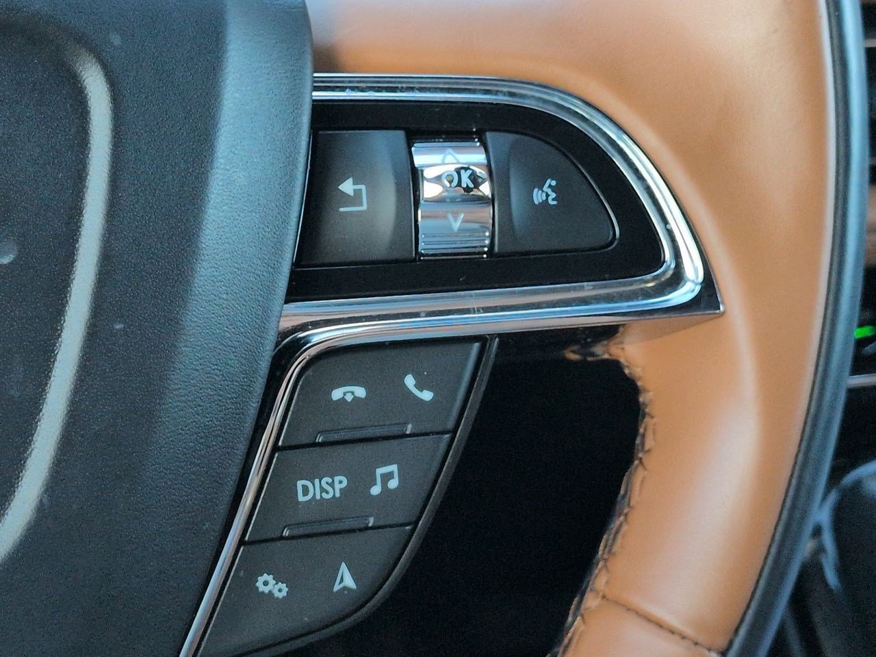 Certified 2023 Lincoln Nautilus Black Label w/ Class II Trailer Tow Package AWD/4WD image 26