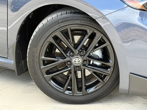 Used 2026 Toyota Camry SE w/ Convenience Package FWD image 2