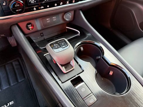 Used 2026 Nissan Rogue SL image 31