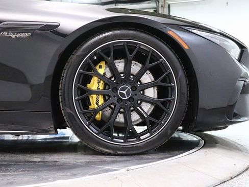 Used 2022 Mercedes-Benz SL 55 AMG 4MATIC image 16