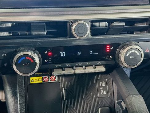 Used 2025 Toyota 4Runner TRD Off-Road Premium image 22