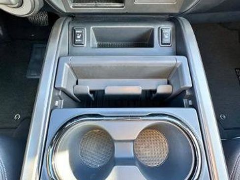 Certified 2024 Nissan Titan SV w/ SV Bronze Edition Package image 23