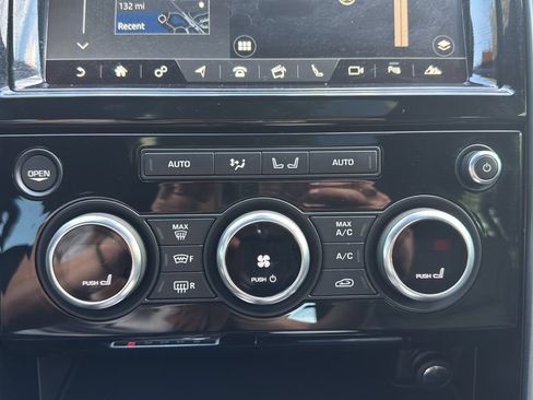 Used 2017 Land Rover Discovery HSE Luxury AWD/4WD image 24