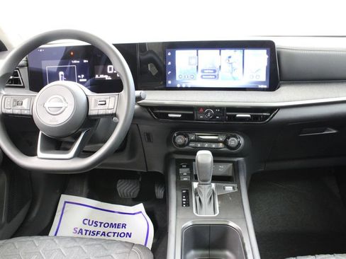 New 2026 Nissan Kicks SV w/ SV Premium Package FWD image 9
