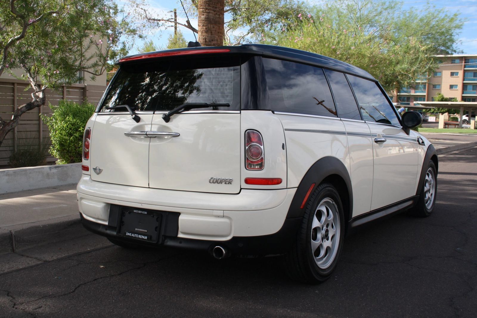 Used 2013 MINI Cooper Clubman FWD image 4