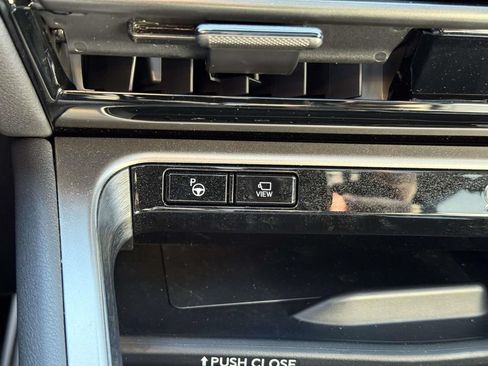 Used 2026 Lexus TX 500h AWD w/ Technology Package image 27
