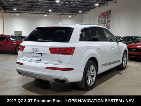 Used 2017 Audi Q7 3.0T Premium Plus image 9