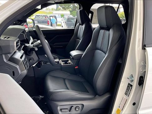 New 2026 Toyota 4Runner Limited AWD/4WD image 9