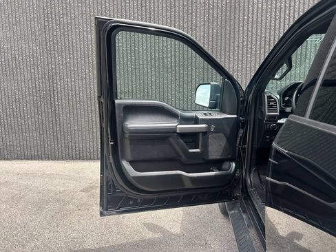 Used 2020 Ford F150 XLT w/ Equipment Group 302A Luxury AWD/4WD image 15