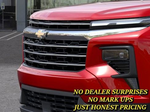 New 2026 Chevrolet Traverse LT w/ Driver Confidence Package FWD image 13