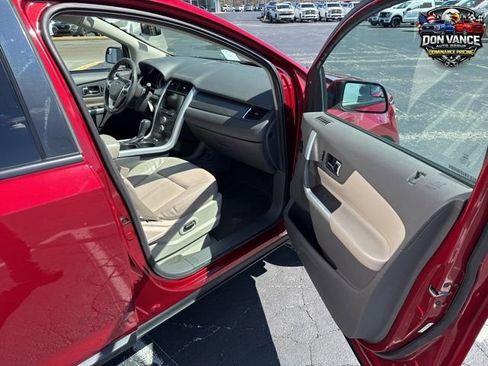 Used 2013 Ford Edge SEL FWD image 33