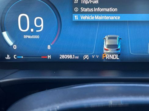 Used 2024 Ford Escape Platinum image 40