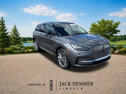 Certified 2023 Lincoln Corsair AWD w/ Equipment Group 101A image 9