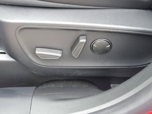 New 2024 Ford Escape SE image 14