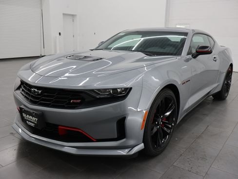 Used 2023 Chevrolet Camaro LT w/ Redline Edition RWD image 6