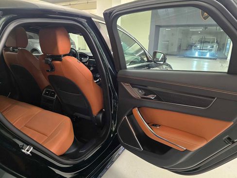 Used 2023 Jaguar XF R-Dynamic SE image 15