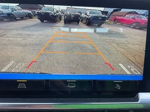 Used 2025 Chevrolet Silverado 1500 LT w/ Protection Package image 6