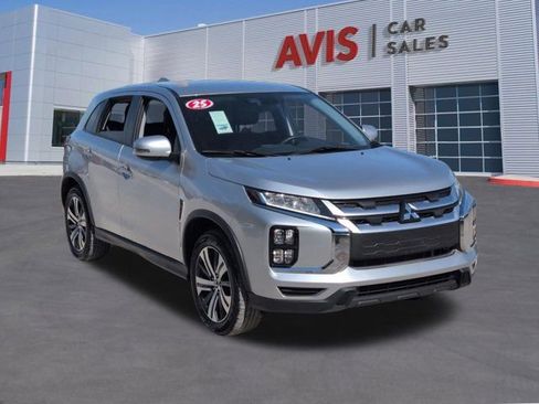 Used 2025 Mitsubishi Outlander Sport SE AWD/4WD image 3