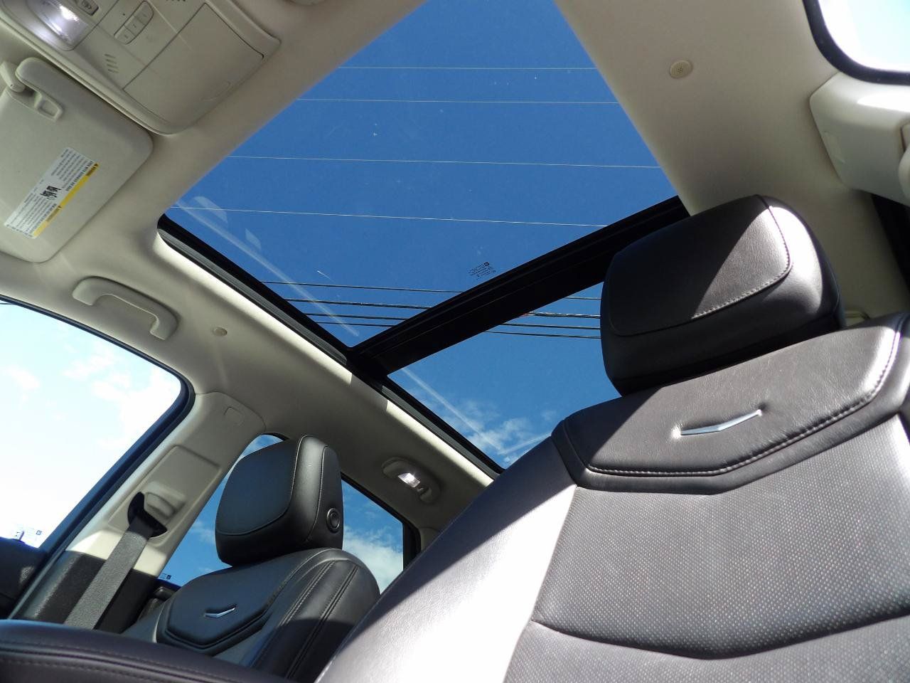 Used 2019 Cadillac XT5 Premium Luxury FWD image 25