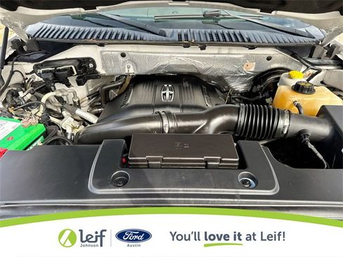 Used 2017 Lincoln Navigator L Select image 22