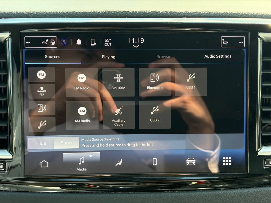 Certified 2023 Chrysler Pacifica Touring-L FWD image 36