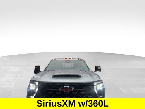 Certified 2024 Chevrolet Silverado 2500 ZR2 w/ Technology Package image 11