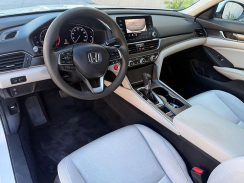 Used 2019 Honda Accord LX image 21