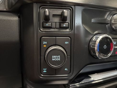 Used 2024 Ford F250 Lariat image 41