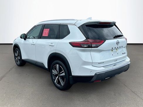 Certified 2024 Nissan Rogue SL w/ SL Premium Package AWD/4WD image 27