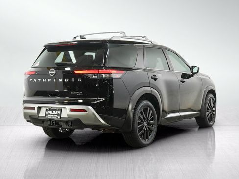 Used 2022 Nissan Pathfinder Platinum w/ Lighting Package (N92) AWD/4WD image 5